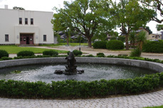 fountain.jpg